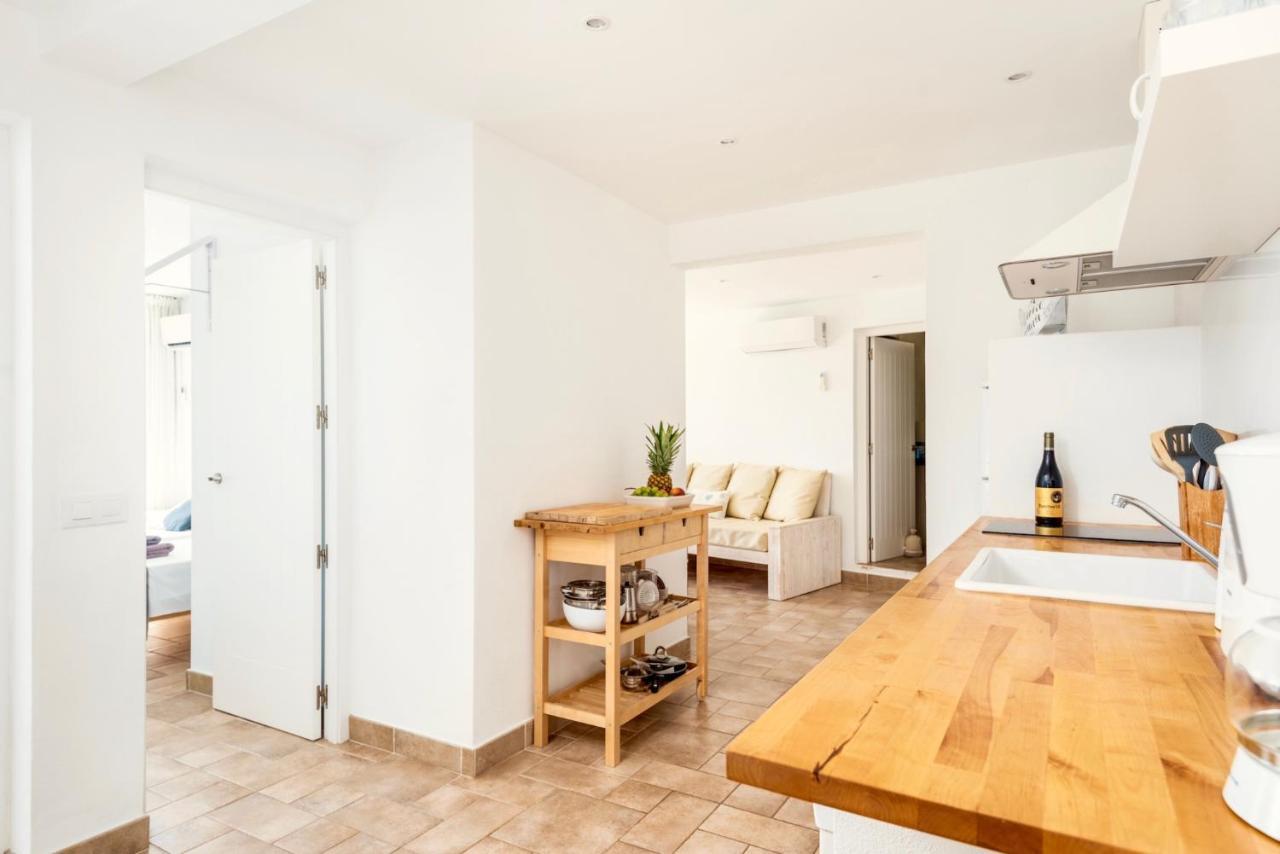 Seafront Villa Bellavista With Heated Pool By Dadovillas Cala En Porter  Exteriör bild